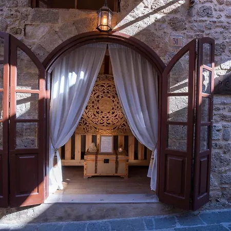 Готель Decan Concept Boutique Estate 2*