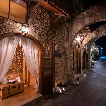 Готель Decan Concept Boutique Estate 2*