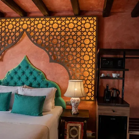 Decan Concept Boutique Estate